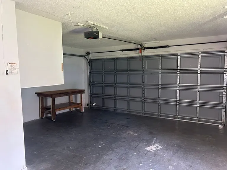 1207 Dinner Bell Ln E — Photo 39