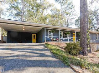 1190 Saratoga Rd, Roswell, GA 30075