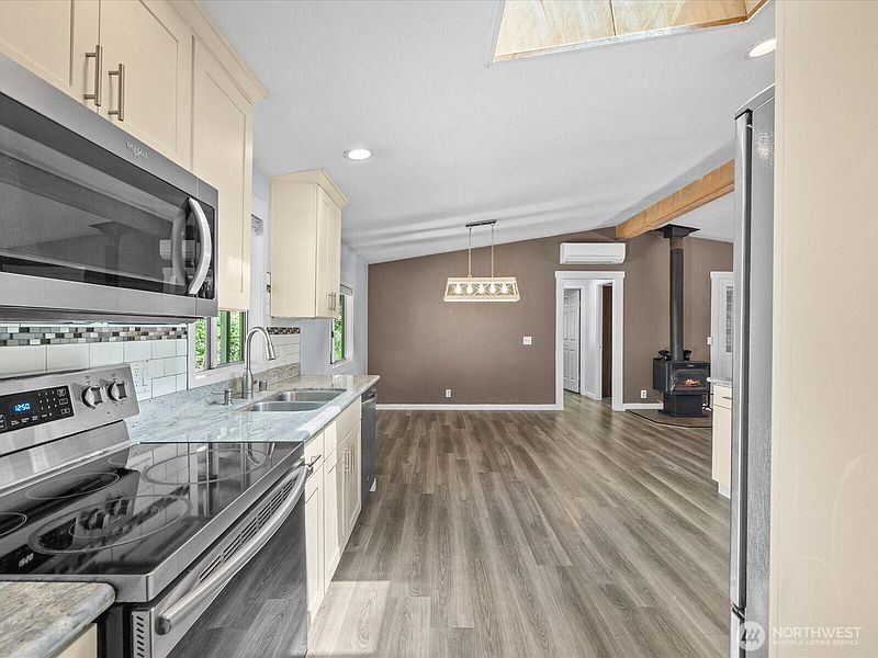2nd image of 30613 NE 183rd Street