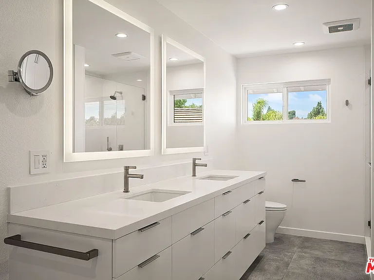 10311 Clusterberry Ct — Photo 33