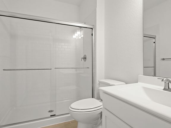 Extra Suite Bath
