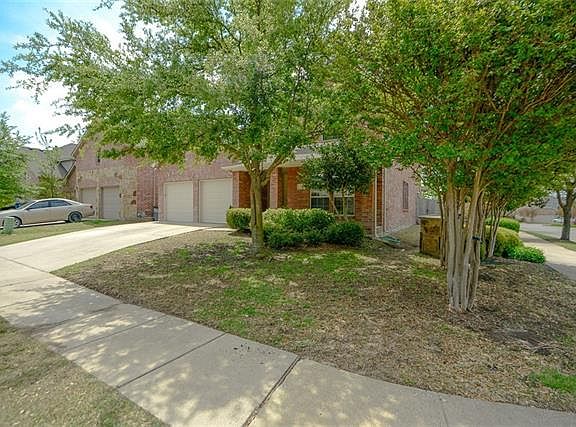2nd image of 329 Highland Creek Dr