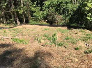 39 Ruslans Dr, Asheville, NC 28806