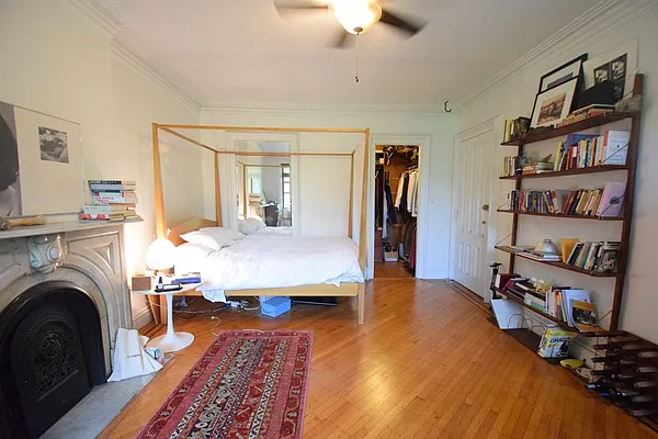 Rented by Rolling Stone Realty LLC | media 15