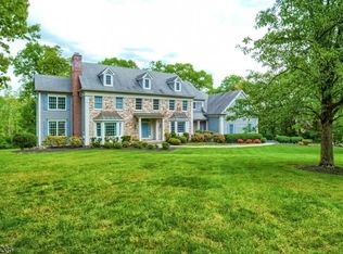 14 Royal Oak Dr, Far Hills, NJ 07931