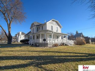 708 N Kansas St, Superior, NE 68978