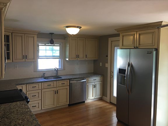 2nd image of 29 Westford St