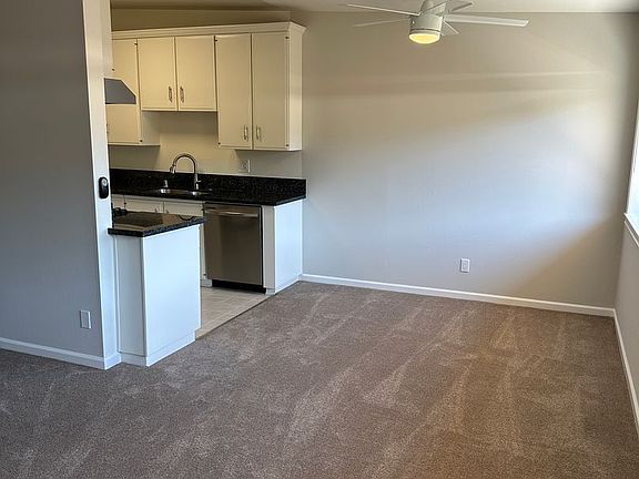 3rd image of 24035 Ocean Ave #36
