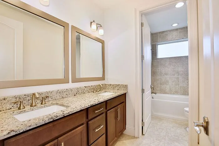 10822 Mobberley Cir — Photo 30