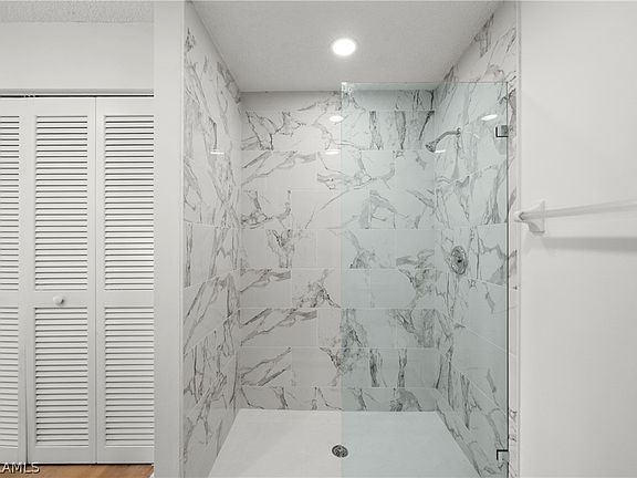 4th image of 12151 Chancellor Blvd