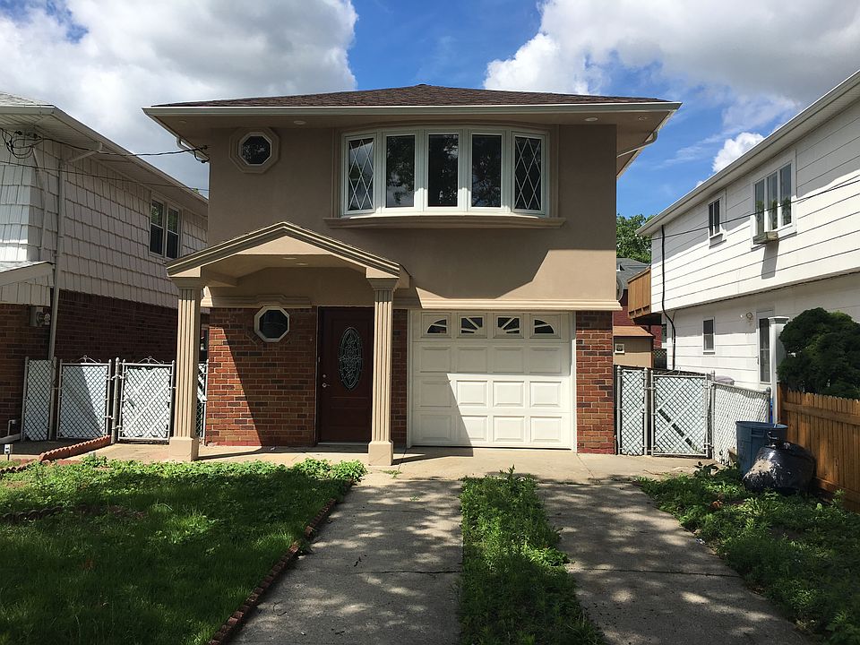 1st image of 16412 92nd St