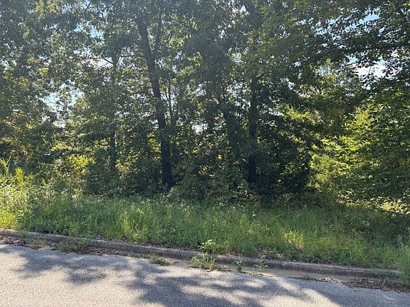 4th image of 1668 Goff Rd #24