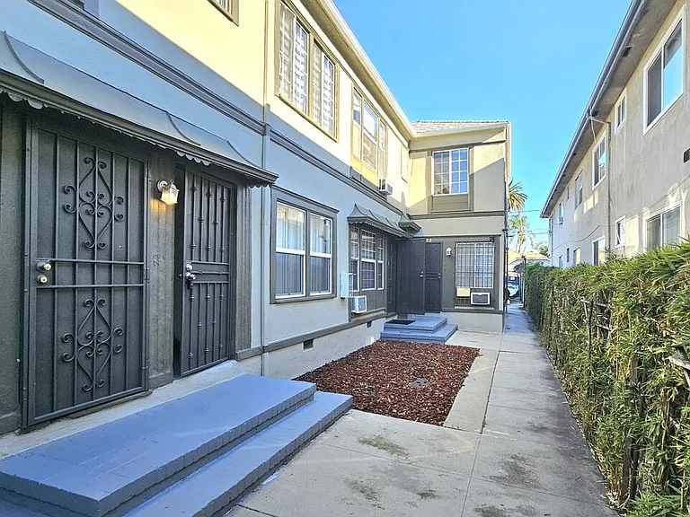 1020 S Norton Ave #1020B — Photo 20