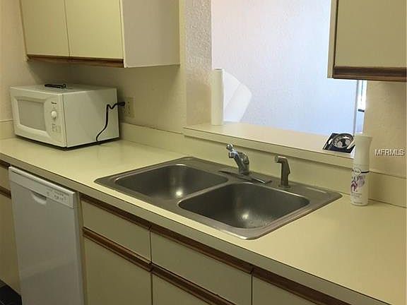 4th image of 1000 Cove Cay Dr Unit 6A