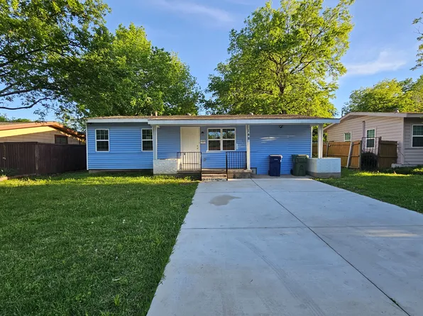 148 Lake Dr, Garland, TX 75040