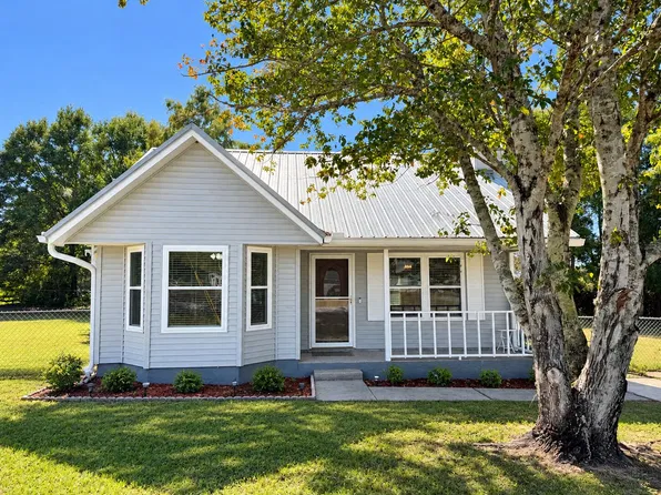 3316 Colonial Ct, Crestview, FL 32539