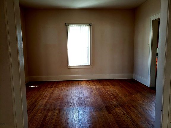 5th image of 158 Parker Ave