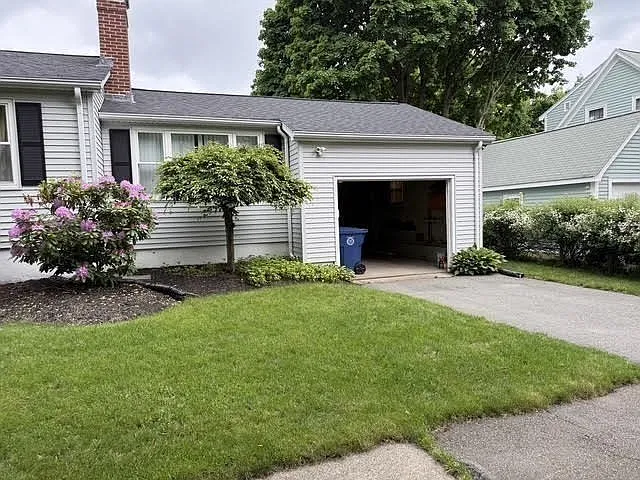 7 Puritan Rd — Photo 9