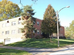 1 Delcrest Ct APT 102, Saint Louis, MO