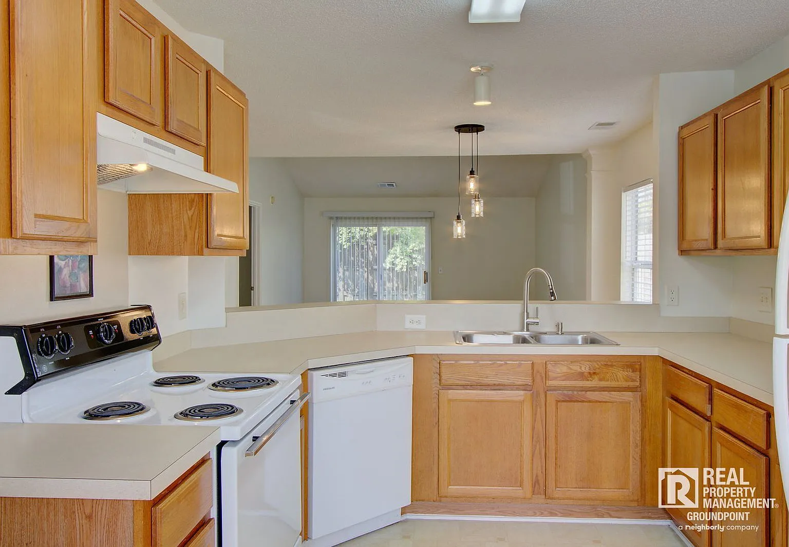 2 bed, 2.0 bath, 1150 sqft, $1,900 — Photo 4
