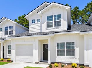 1118 Walker Point Way, Brunswick, GA 31525