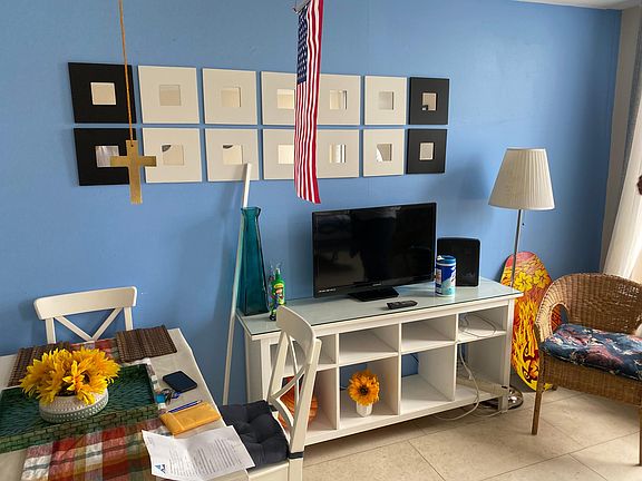 4th image of 710 Washington Ave APT 516