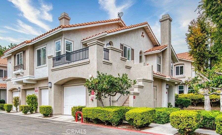 1st image of 194 California Ct