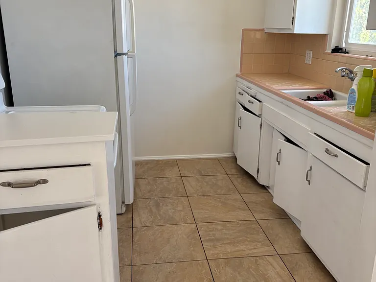 1475 S Bedford St #4 — Photo 7