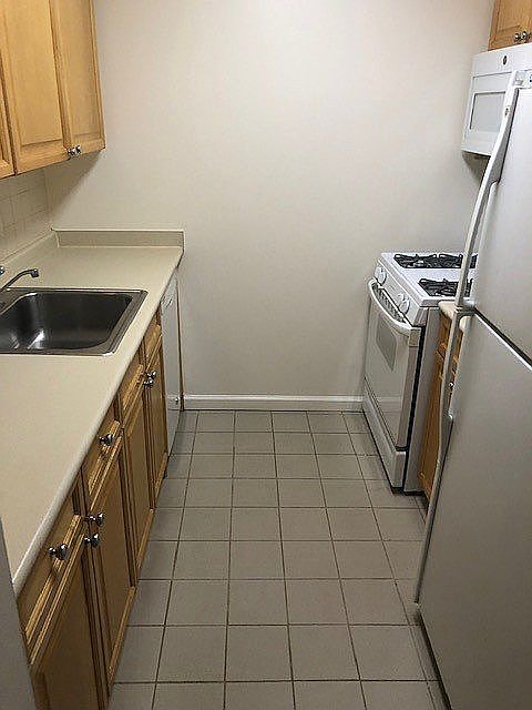 1st image of 50 Battery Pl APT 5D