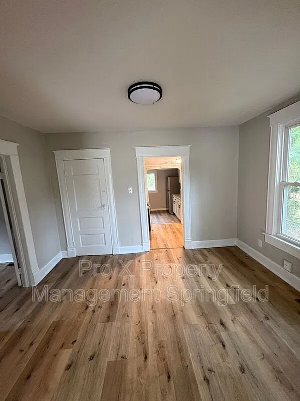 2 bed, 2.0 bath, 1100 sqft, $1,150 — Photo 4