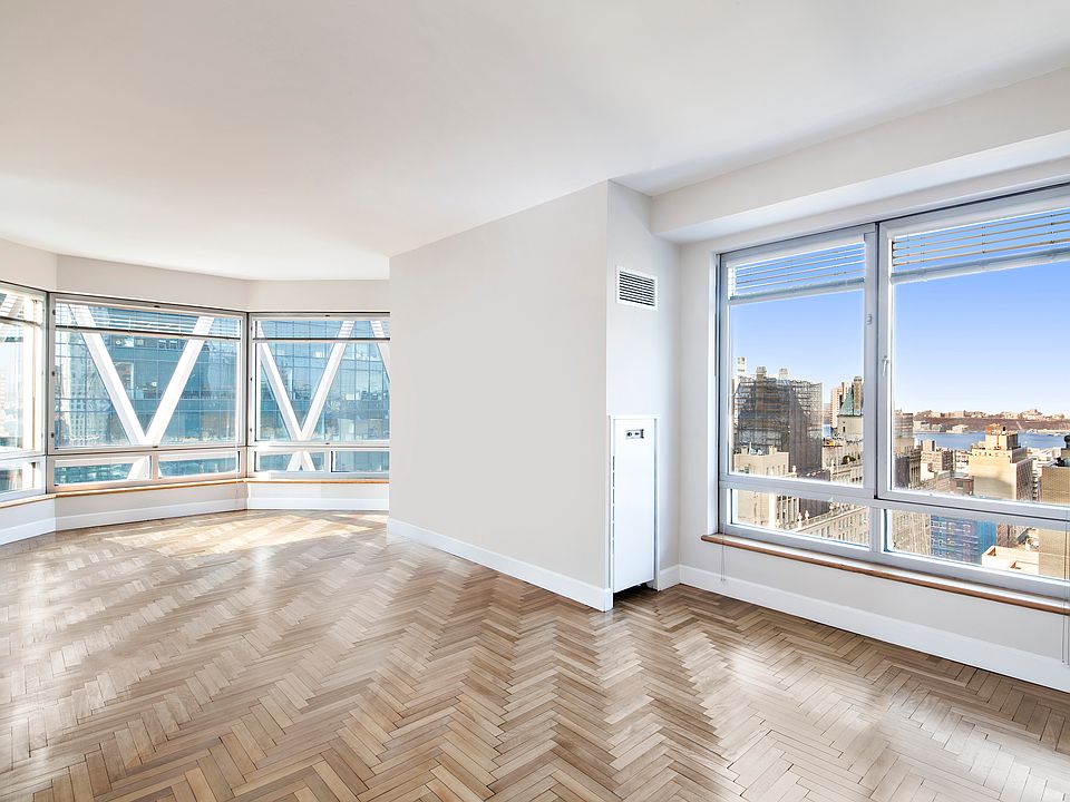 1st image of 301 W 57th St APT 21G