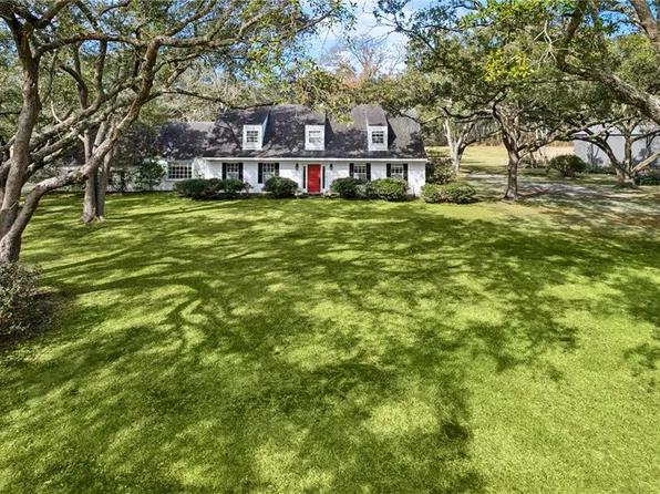 304 Royal Dr, Slidell, LA 70460