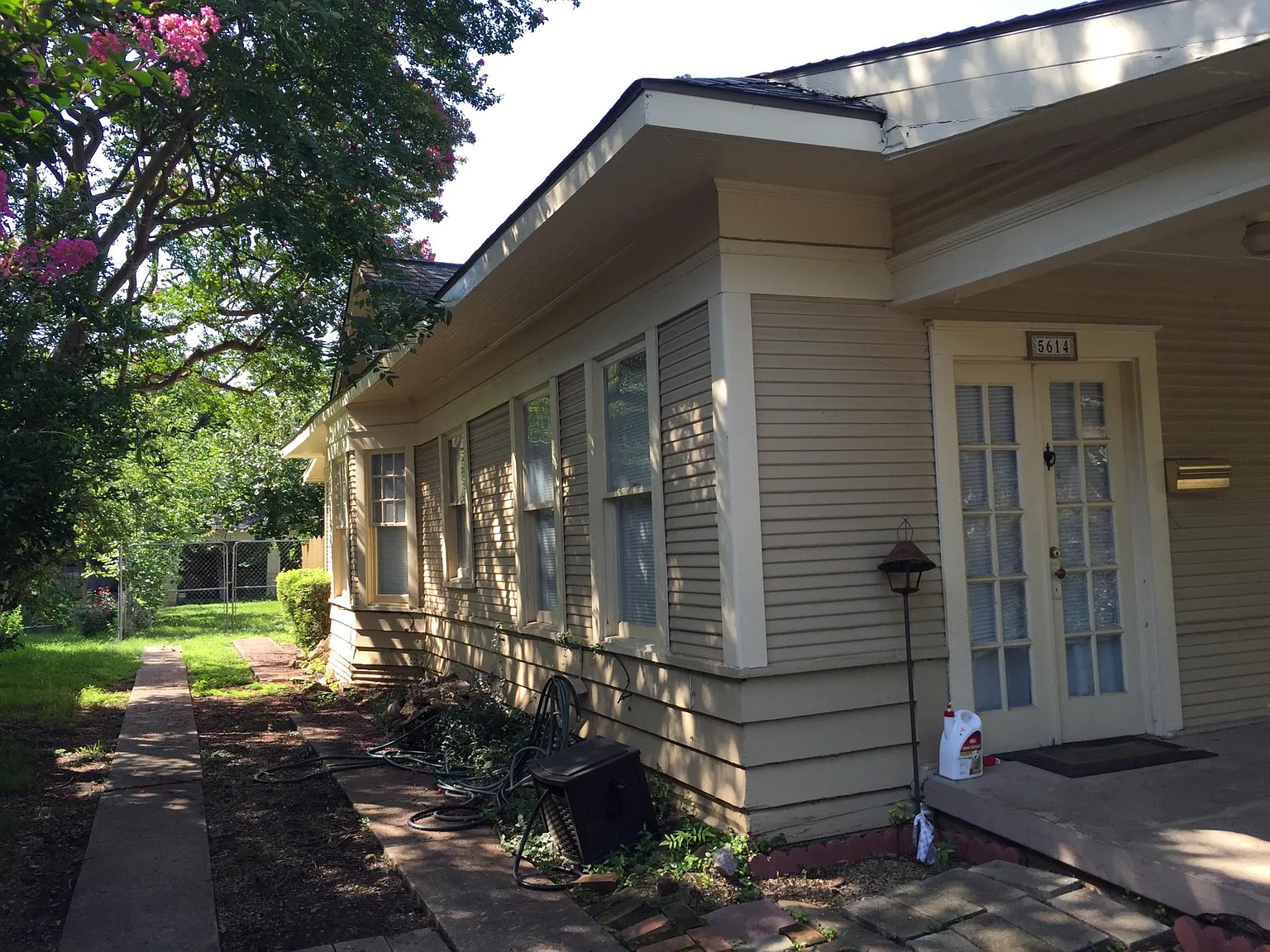 5612 E Side Ave — Photo 2