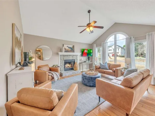 56 Brentwood Dr, Dallas, GA 30132