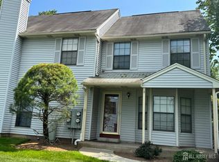 2401 Timber Oaks Rd, Edison, NJ 08820