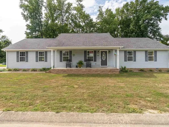 1504 Cardinal Dr, Marion, IL 62959