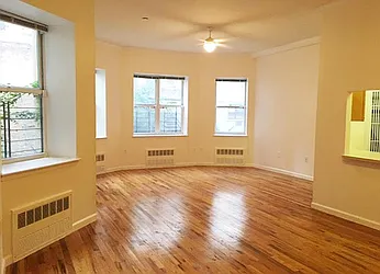 Rented by Warburg