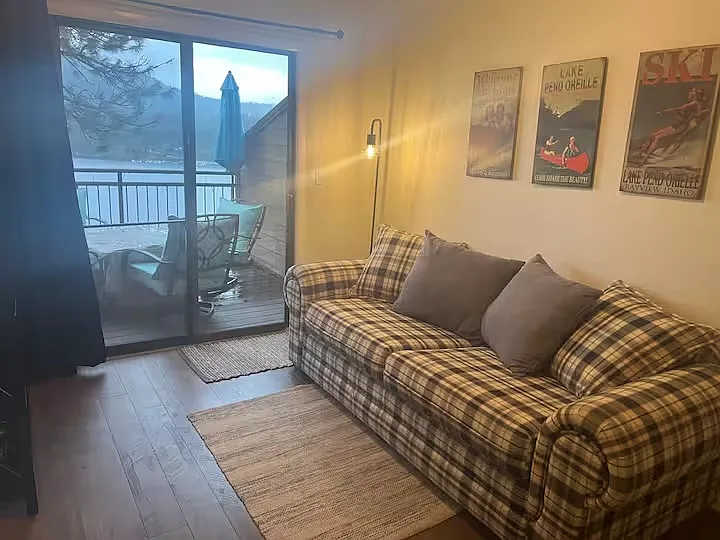 18126 E Duwamish Dr #18 — Photo 7