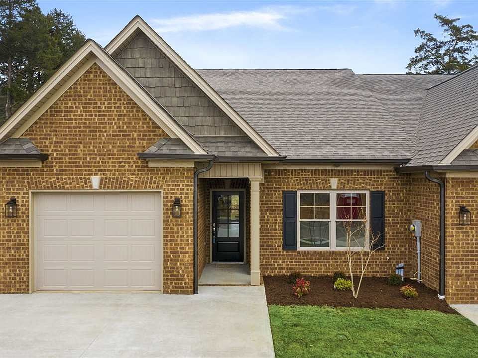 1st image of 4825 Grove Park Dr NE Lot 1