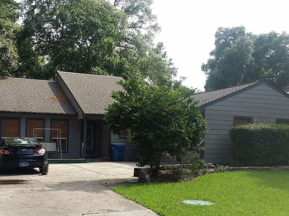 2nd image of 409 S Rivershire Dr