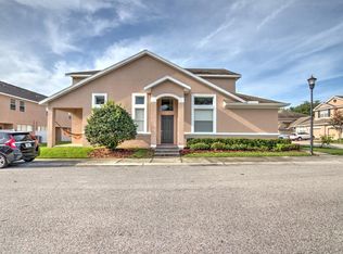 1435 Summergate Dr, Valrico, FL 33594