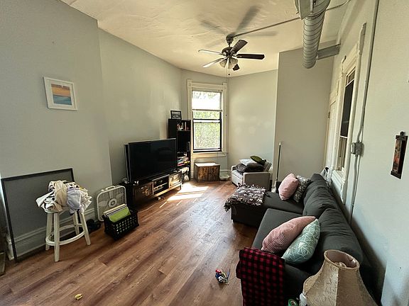 3rd image of 1801 S Throop St #205