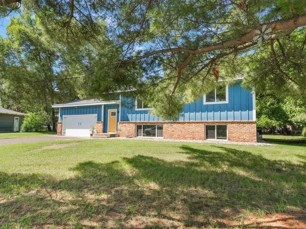 1006 Grant St, Anoka, MN 55303