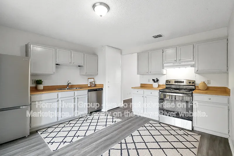 3 bed, 2.0 bath, 1080 sqft, $1,525 — Photo 4