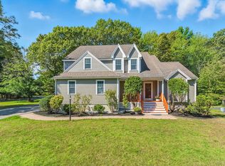 2 Bramble Way, Acton, MA 01720