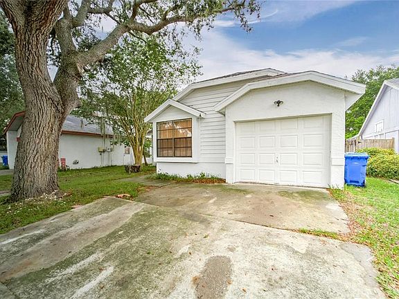 2nd image of 10265 Allenwood Dr