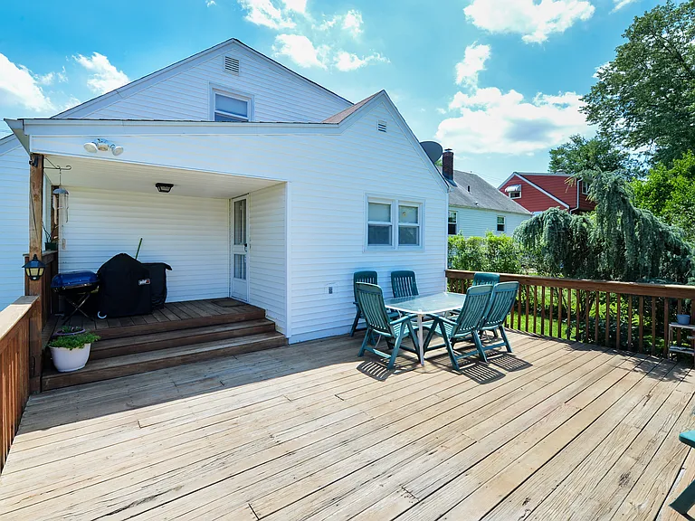 10-02 Mason Pl — Photo 21