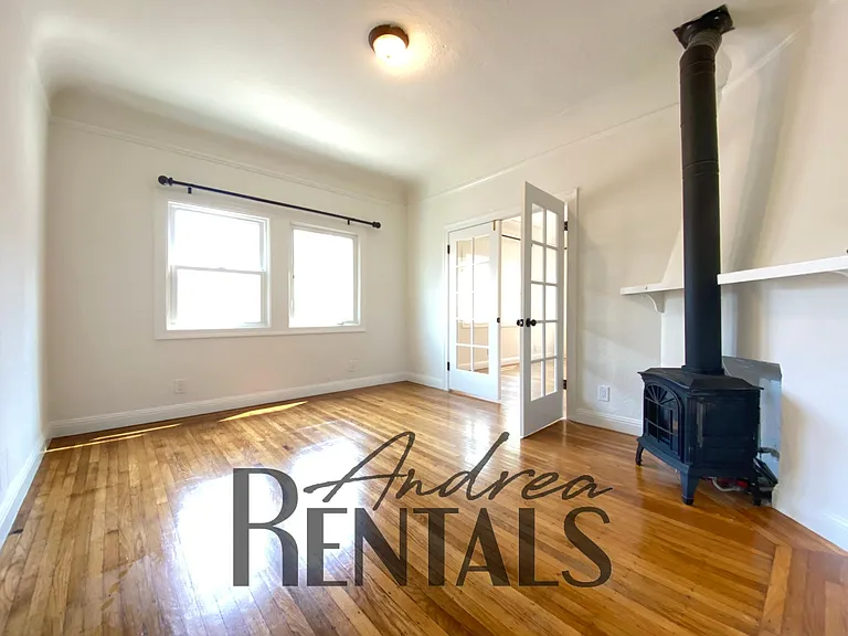 1147 Virginia St — Photo 6