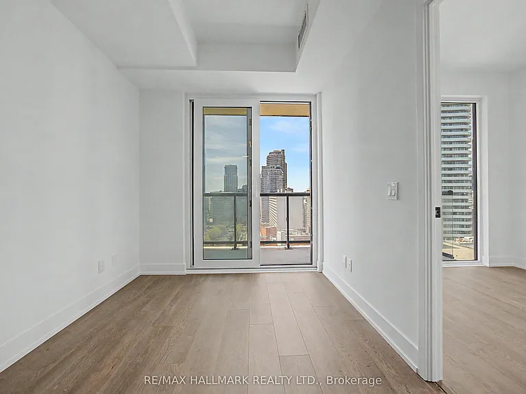 308 Jarvis St #1905 — Photo 6