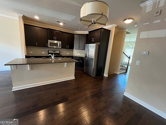 4th image of 2254 Lavista Sq NE